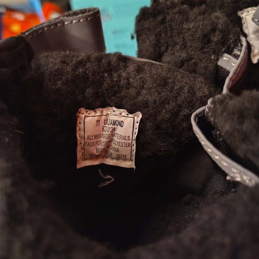 Totes Black Faux Fur Snow Boots - Picture 5 of 7